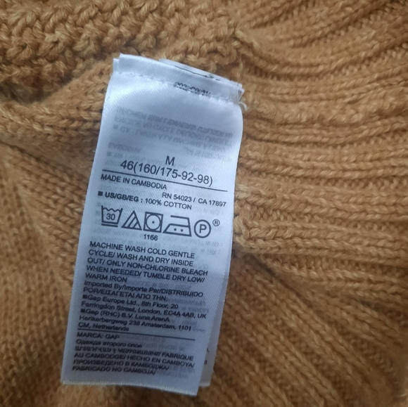 GAP Classic Cable Camel Heathered  Sweater - Picture 8 of 10